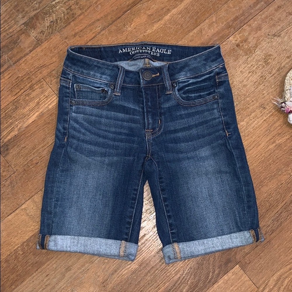 American Eagle Super Super Stretch Skinny Bermuda